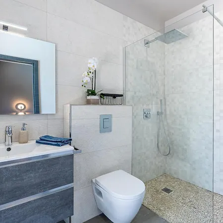 La Grazzoso - Piscine Privee 别墅