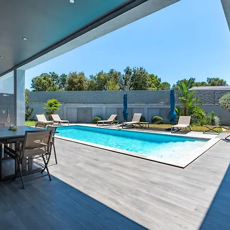 La Grazzoso - Piscine Privee Villa Sainte-Lucie de Porto-Vecchio