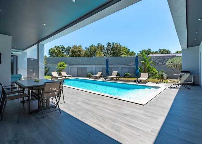 La Grazzoso - Piscine Privee Villa Sainte-Lucie de Porto-Vecchio
