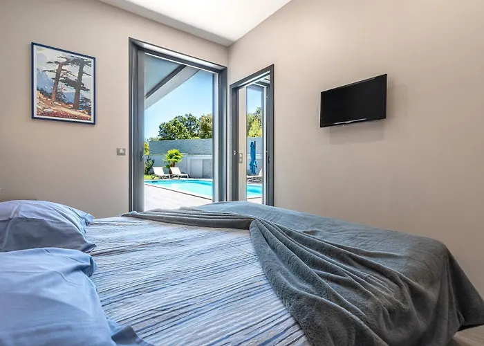 La Grazzoso - Piscine Privee Villa Sainte-Lucie de Porto-Vecchio